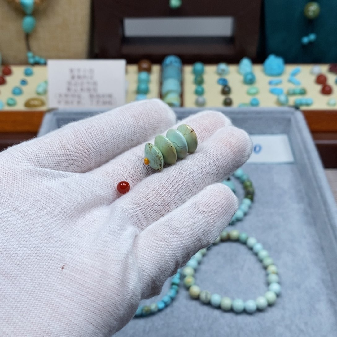 未镶嵌配饰南红玛瑙