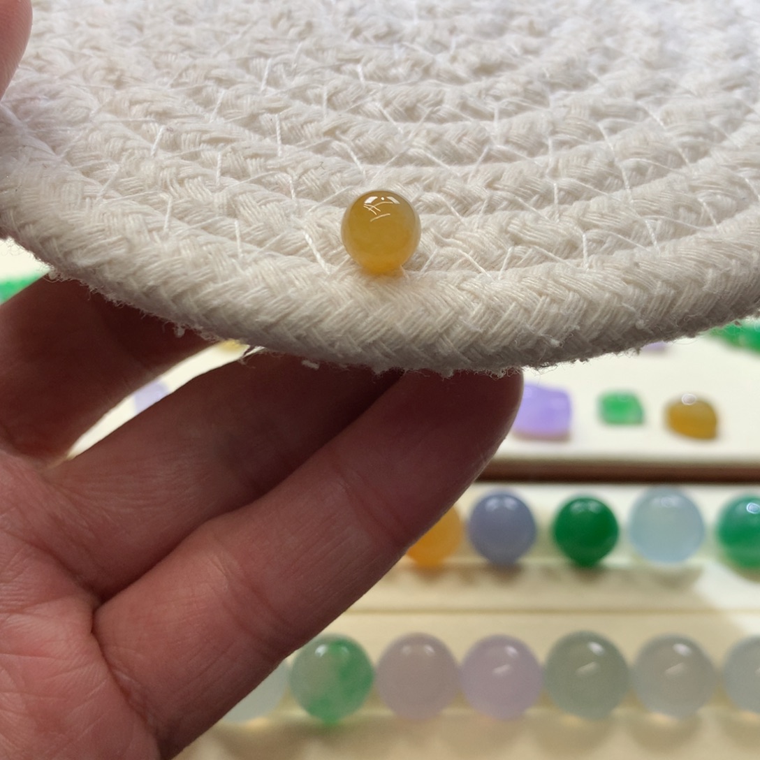 定制翡翠未镶嵌7mm橘黄单珠