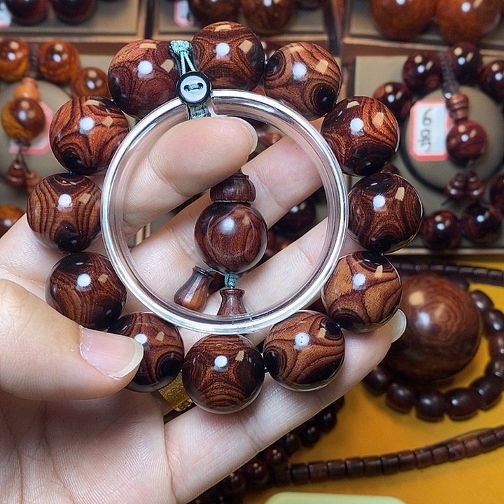 黄花梨/降香黄檀大*2.0对眼鬼脸对眼