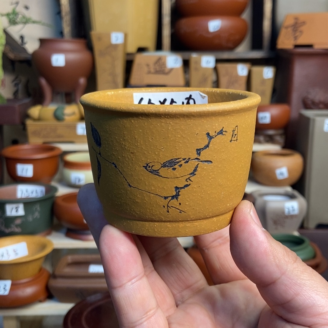 紫砂花盆内口经尺寸6.5×5