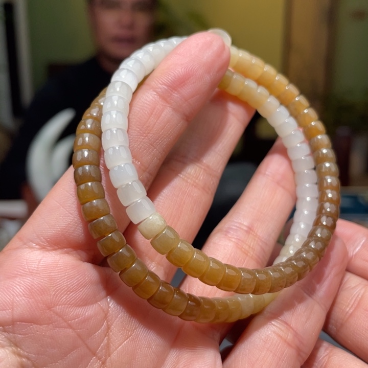 和田玉未镶嵌颈饰多样性发货，发其一