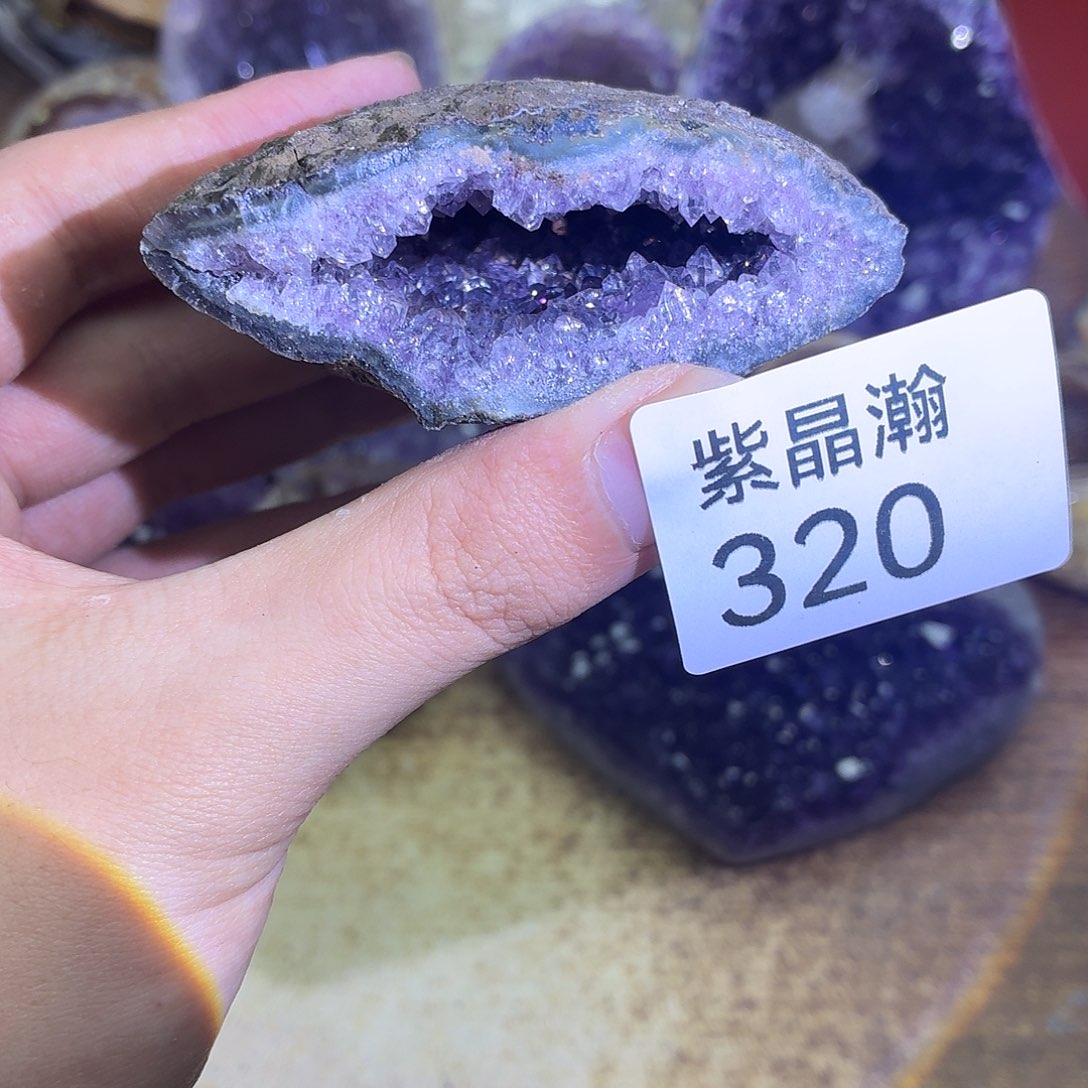 紫晶大型摆件（非配饰）未镶嵌