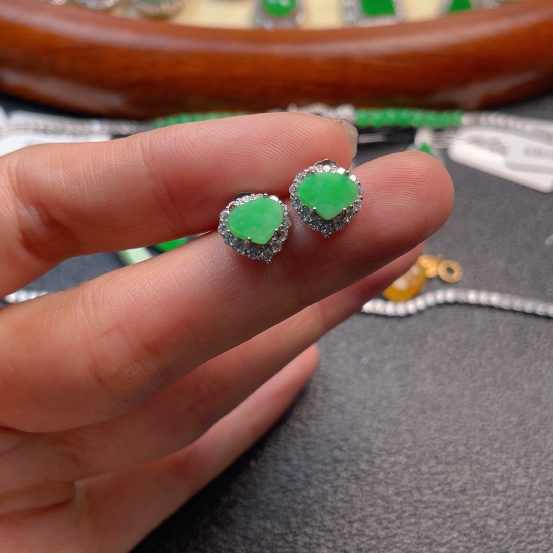 翡翠吊坠(不含链)银S925镶嵌耳钉