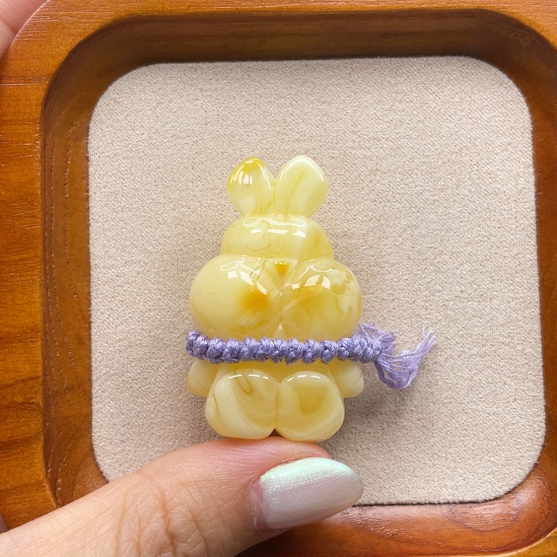 蜜蜡裸石未镶嵌蒙**儿蜜蜡