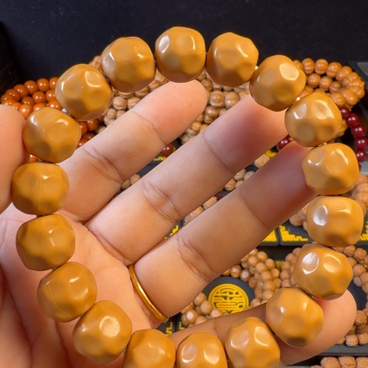 猴头核桃手串兰**果大奶酪