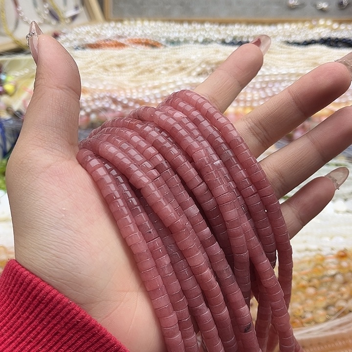 玛瑙/玉髓珠宝半成品未镶嵌一条6/3mm左右草莓晶直切