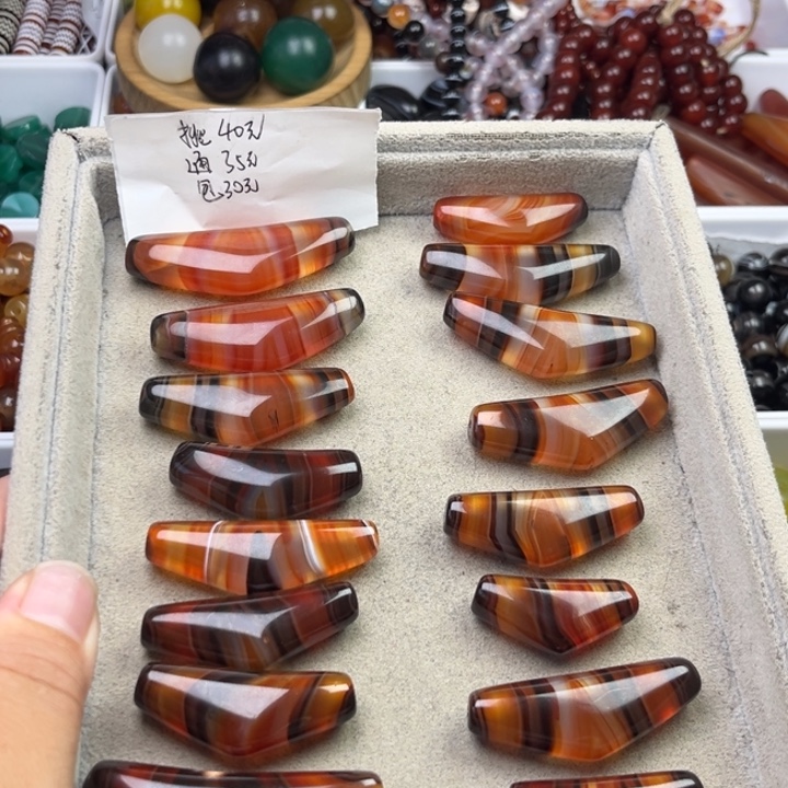 琉璃非金属随机一颗
