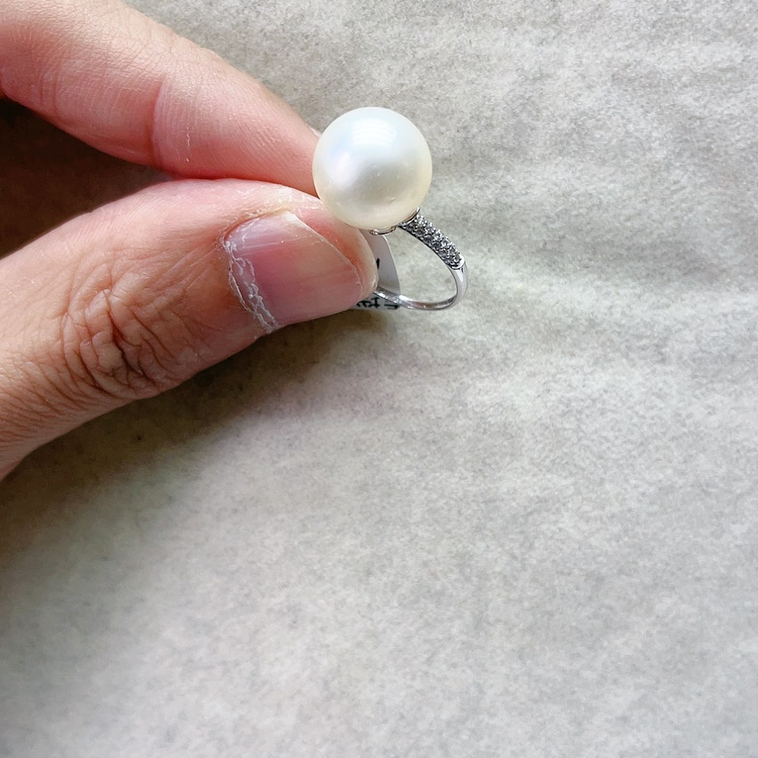 海水珍珠戒指18K金镶嵌