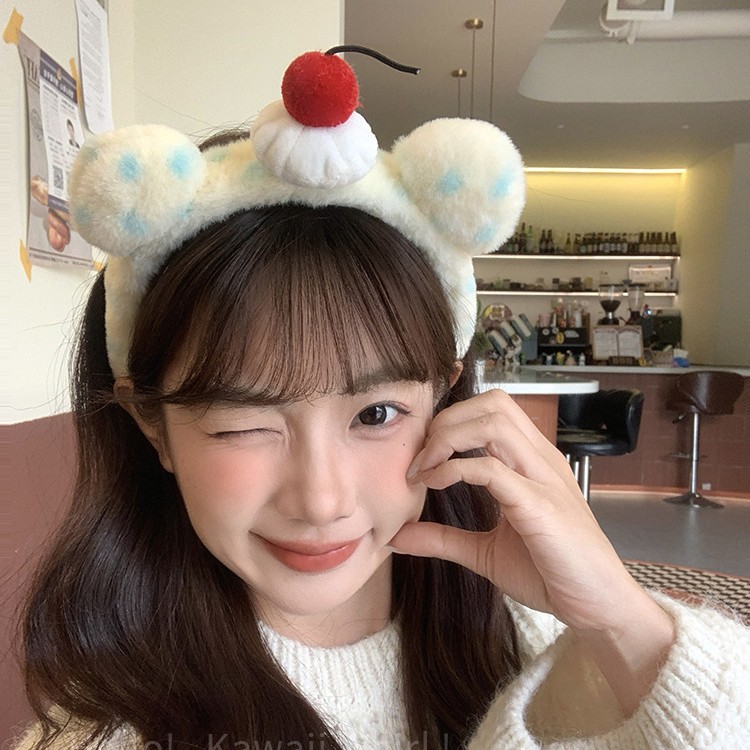 可爱毛绒樱桃蛋糕蓝色波点小熊耳朵卡通发箍洗脸头箍化妆百搭少女