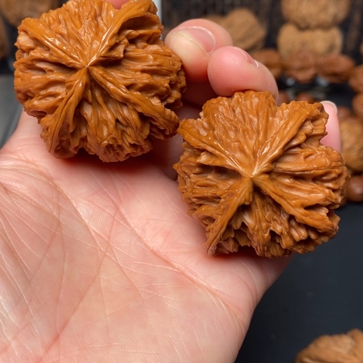 文玩核桃吊坠苹果四棱