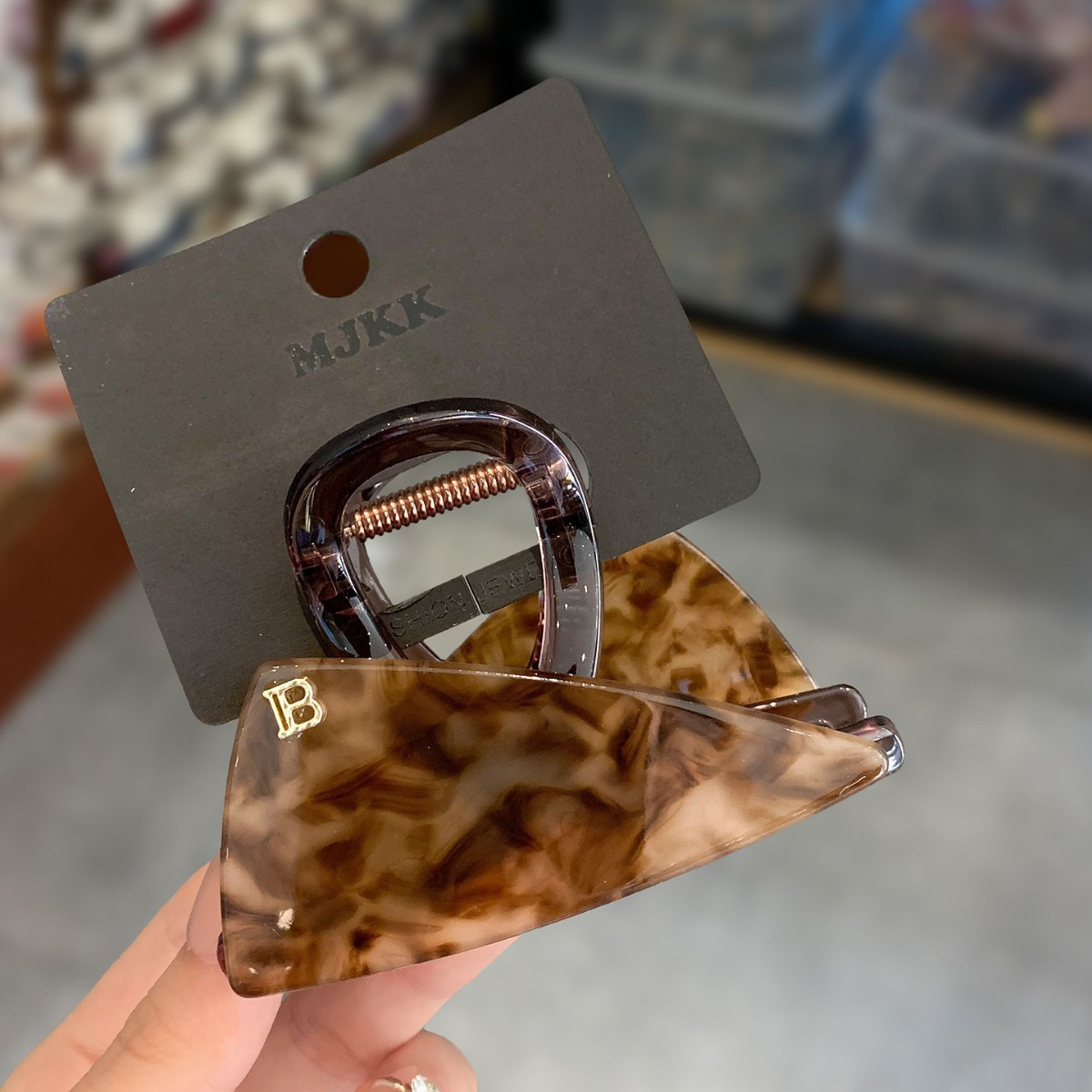 小众韩系醋酸双面三角抓夹复古高级感后脑勺盘发鲨鱼夹中号发夹子