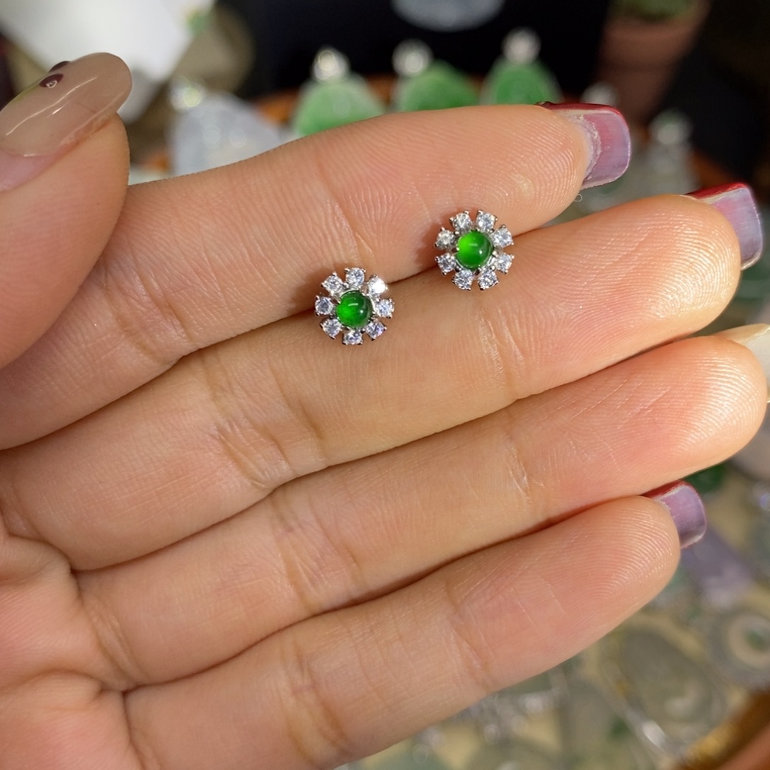 翡翠颈饰银S925镶嵌A货翡翠