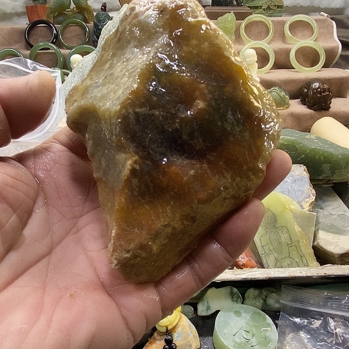 休***息蛇纹石玉未镶嵌车挂