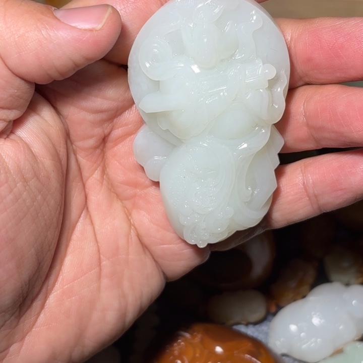 和田玉颈饰未镶嵌