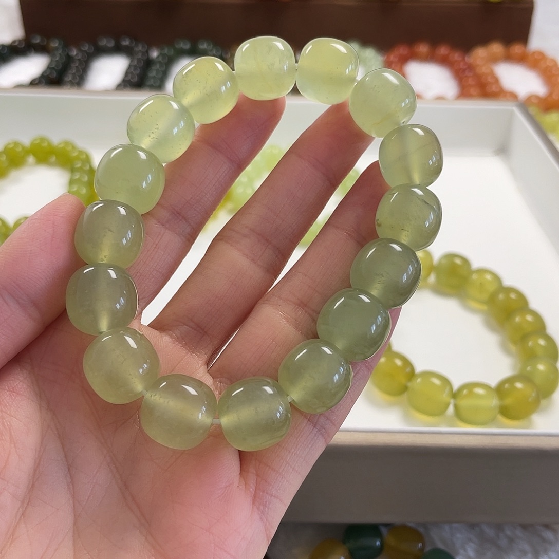 大***檬蛇纹石玉未镶嵌手串