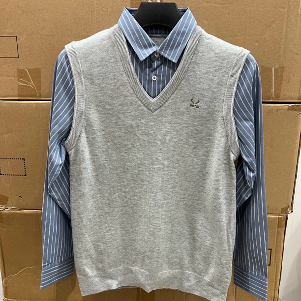 8915撤柜H剪标衬衣领假两件毛衣针织衫春秋男士背心马甲款灰色