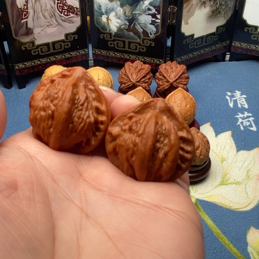 o***_文玩核桃把件蝴蝶龙脊