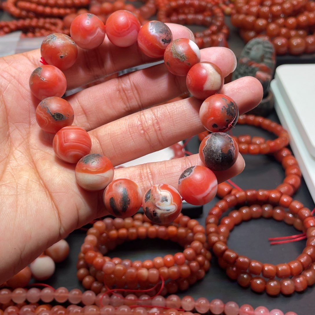 南红玛瑙手链未镶嵌