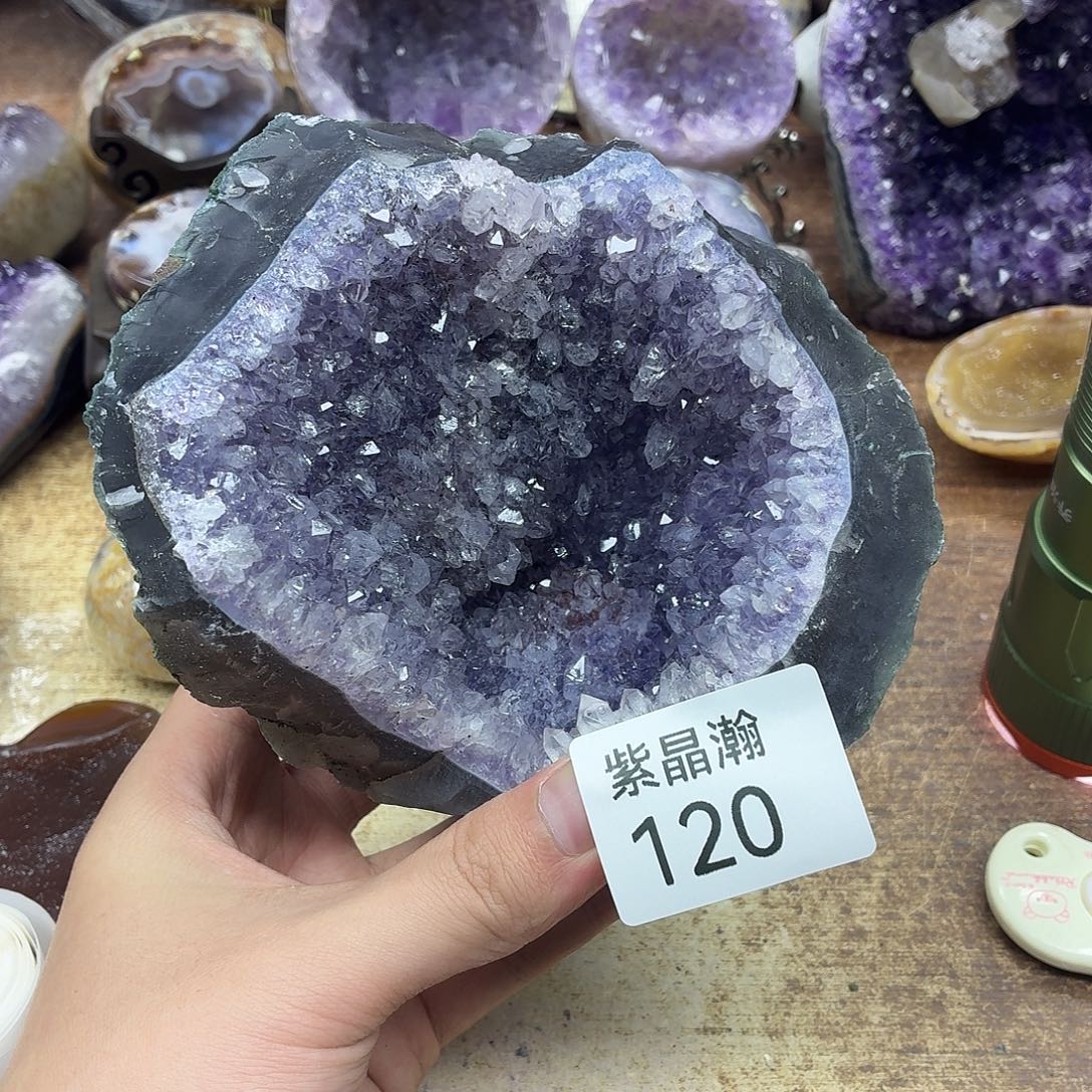 未镶嵌大型摆件（非配饰）紫晶