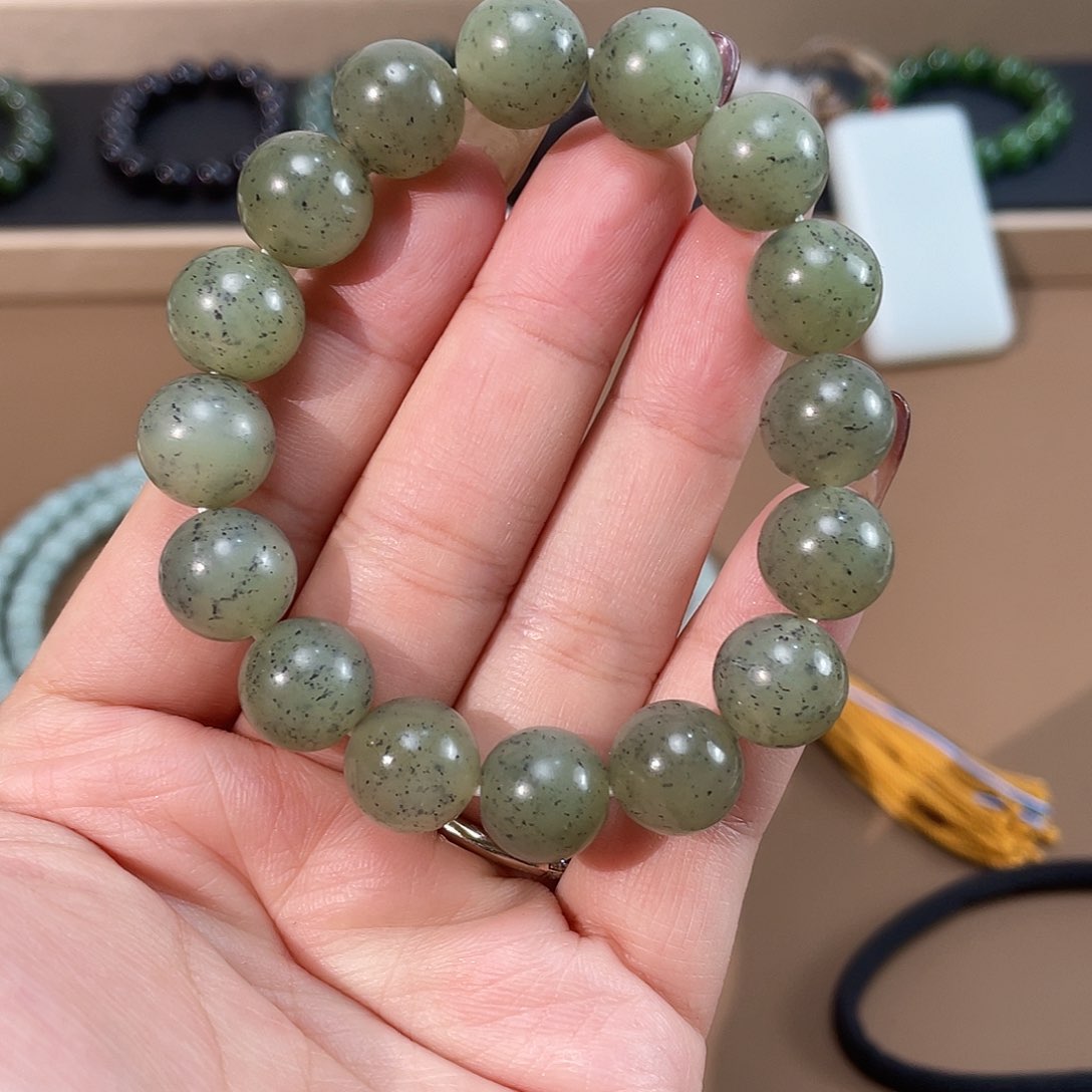 和田玉手链未镶嵌12