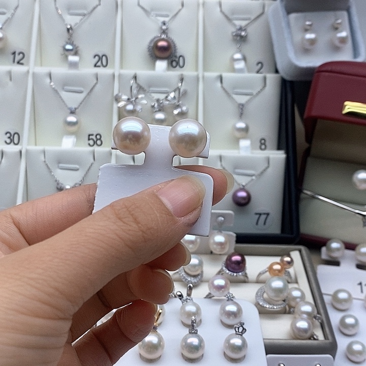 银特价福利不退不换12.7