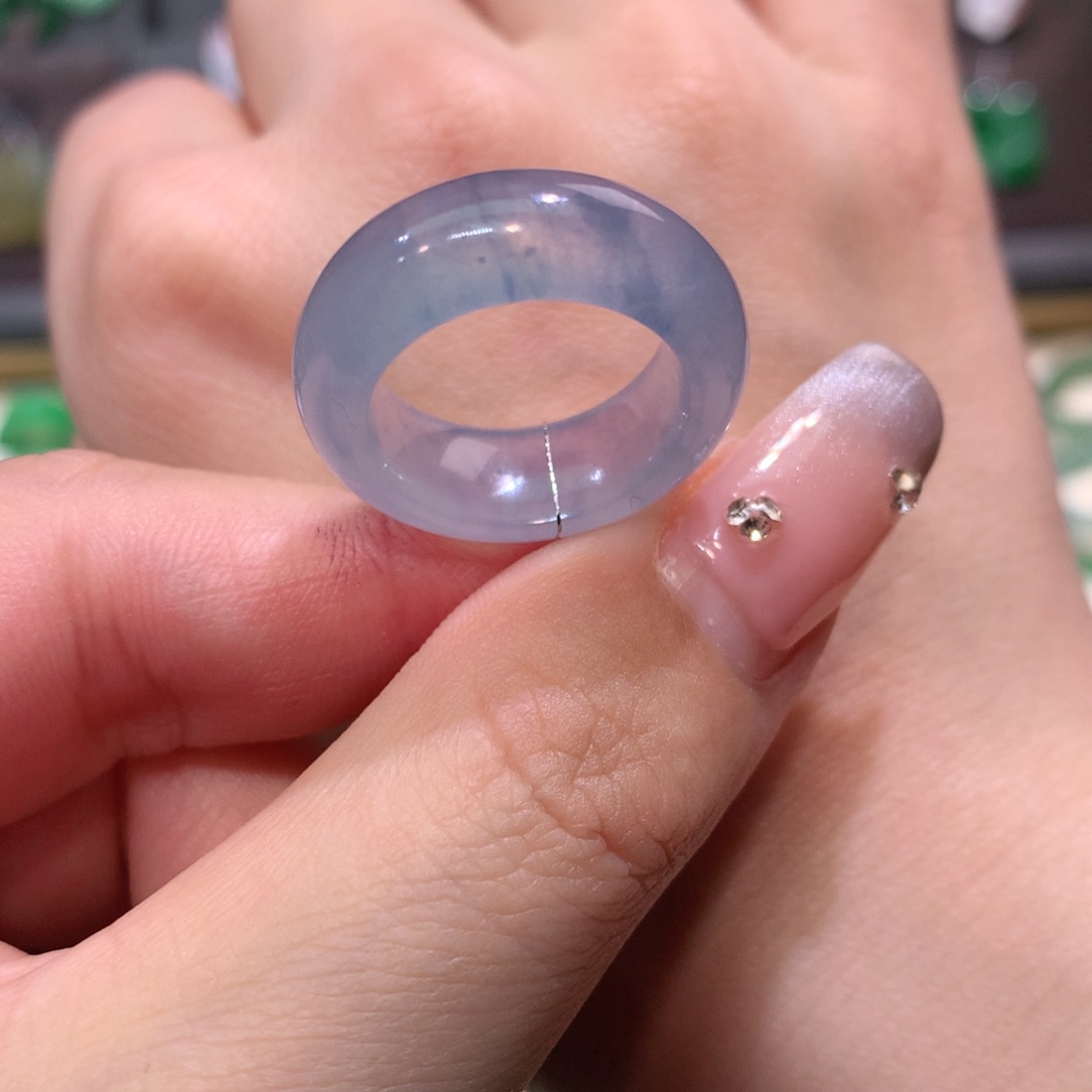 翡翠未镶嵌戒指翡翠