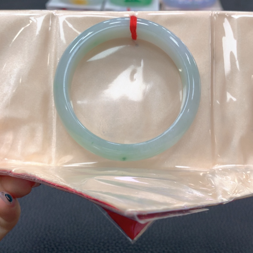 【闪购商品】翡翠手镯未镶嵌翡翠