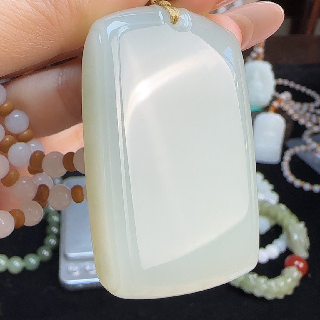 和田玉未镶嵌颈饰定制发货