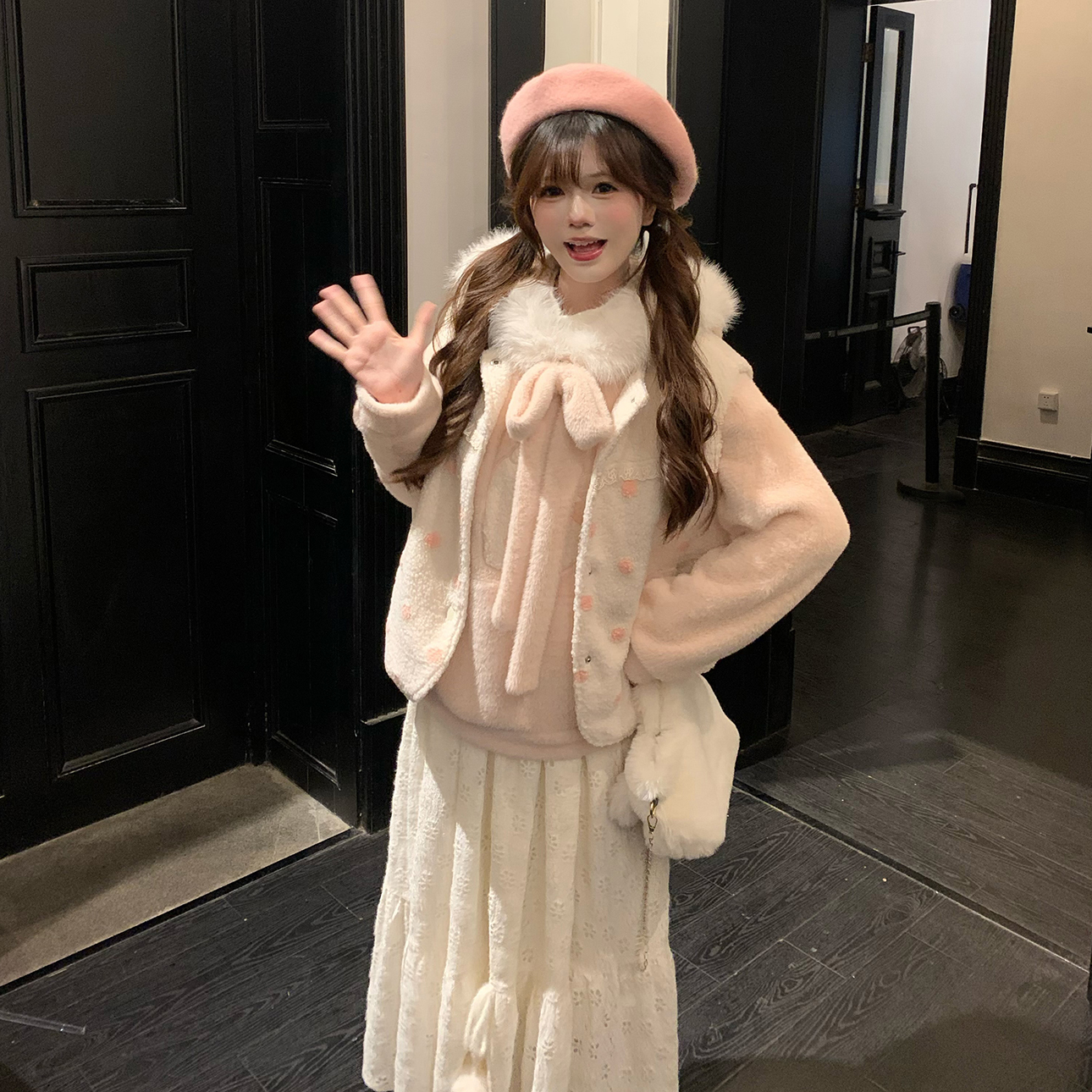 桔梗house 雪兔莓莓 甜美毛绒少女加厚连帽卫衣马甲冬季