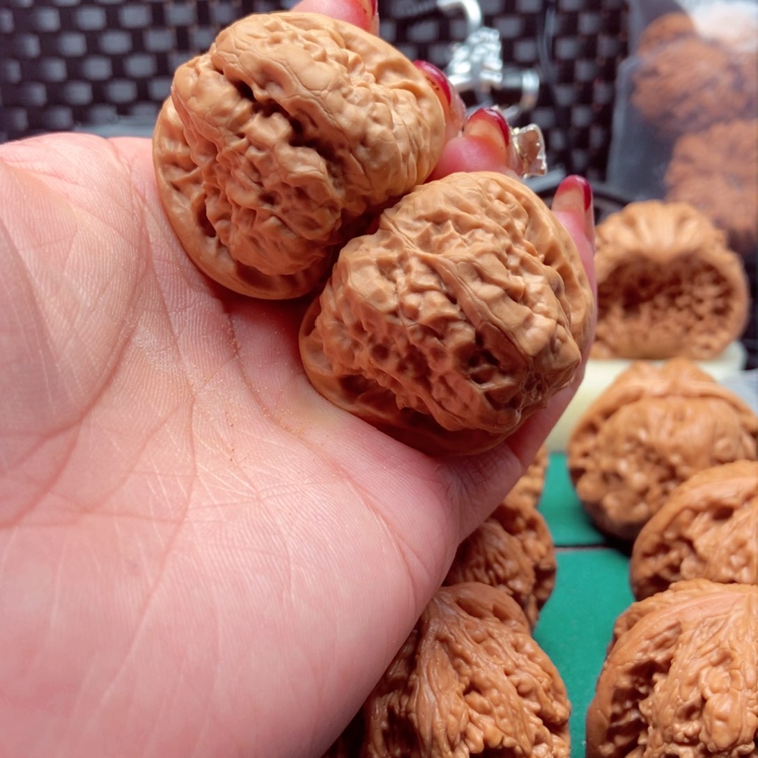 文玩核桃吊坠蛤蟆40/43已打底