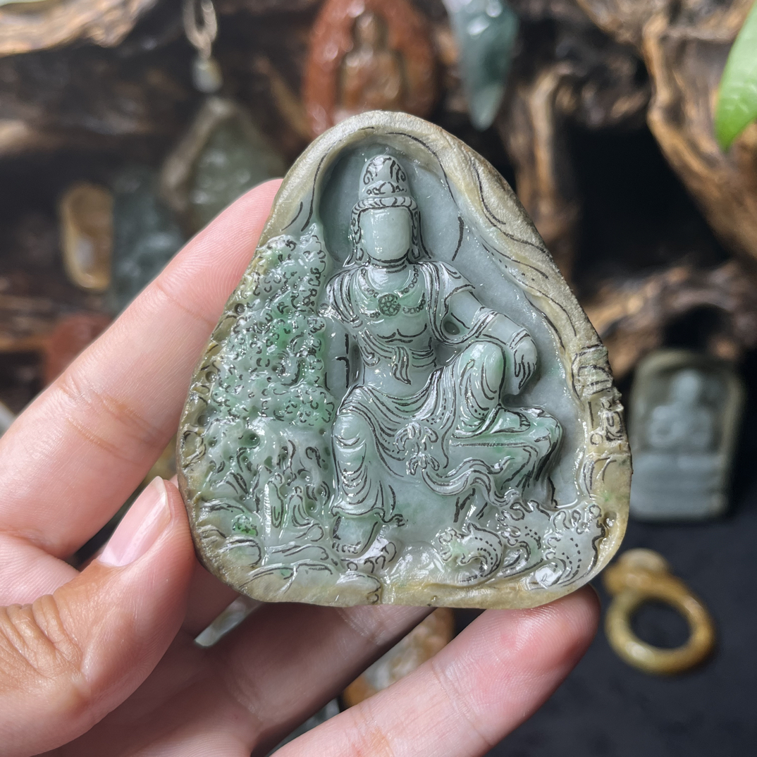 缅甸天然翡翠A货 水月观音