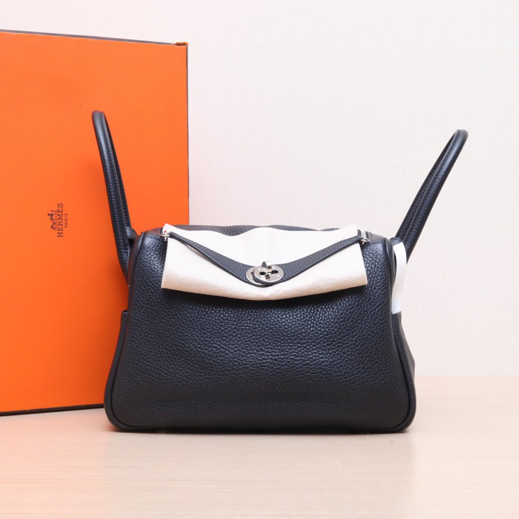 95新 Hermes/爱马仕 小花6花 Lindy 26 89黑色 TC皮 Y刻 银扣包
