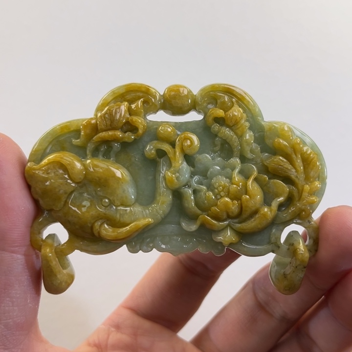 翡翠吊坠(赠链)未镶嵌代编织