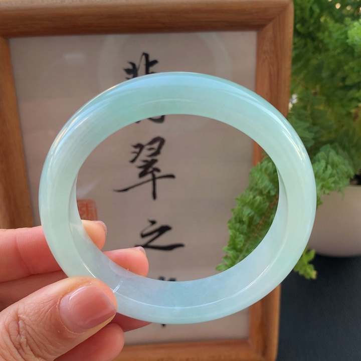 翡翠手镯未镶嵌翡翠手镯54