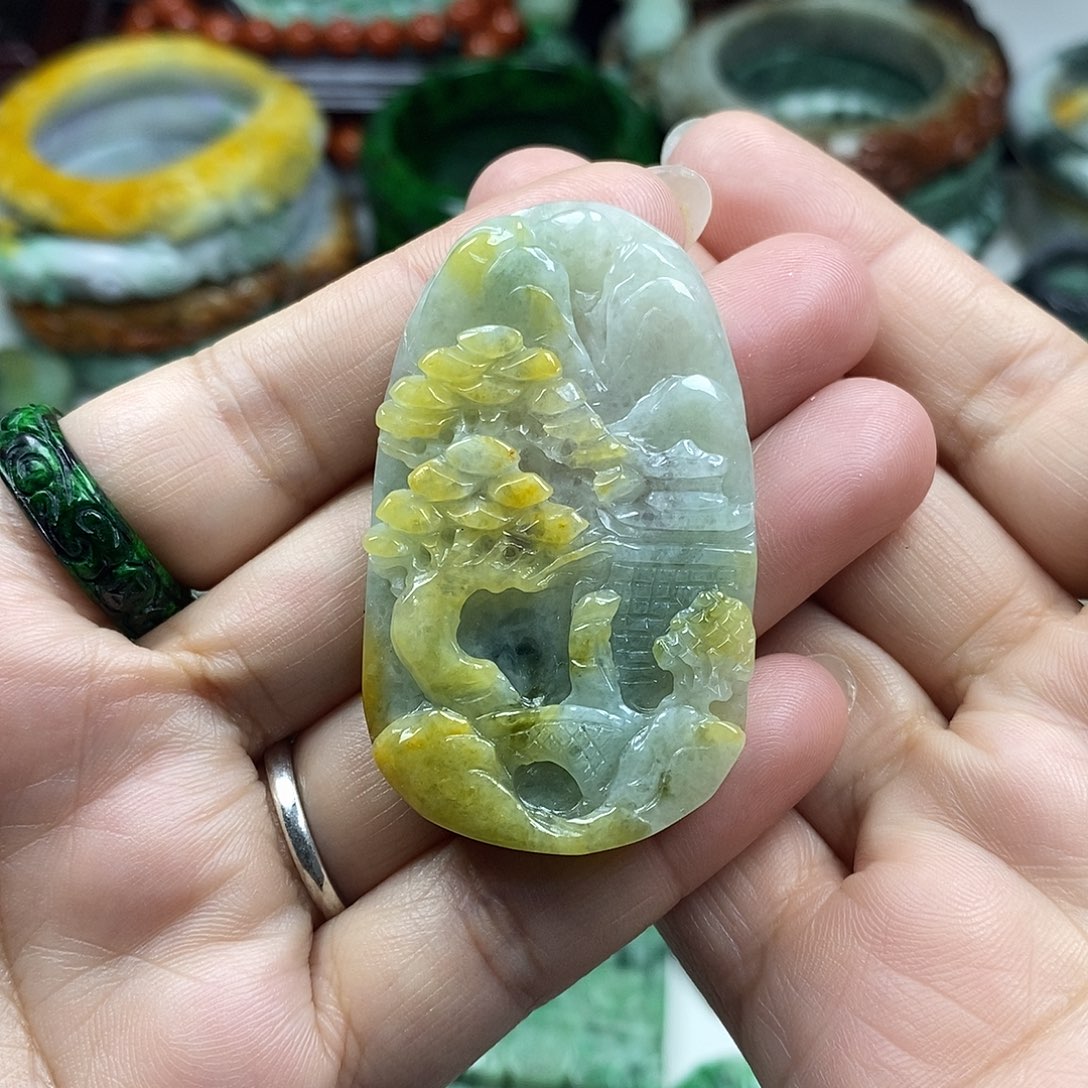 颈饰未镶嵌翡翠牌子