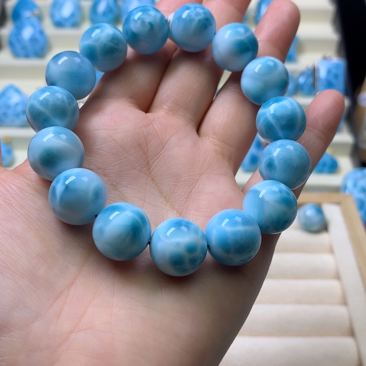 我****针钠钙石（海纹石）未镶嵌手链