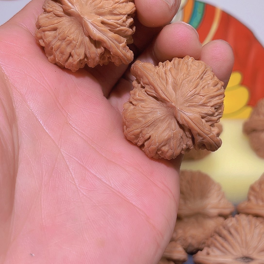 文玩核桃吊坠常*汉高楼40