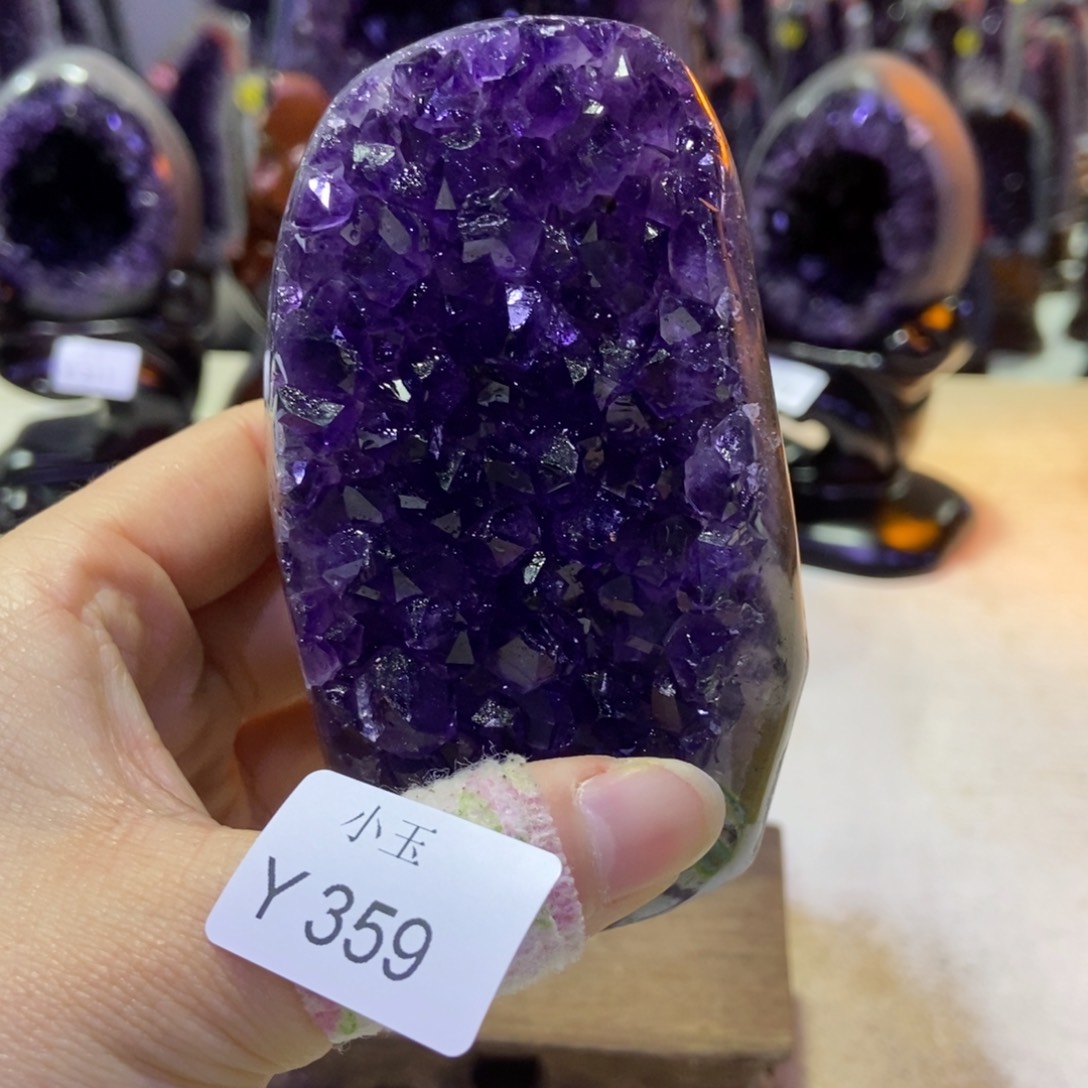 水晶摆件未镶嵌摆件