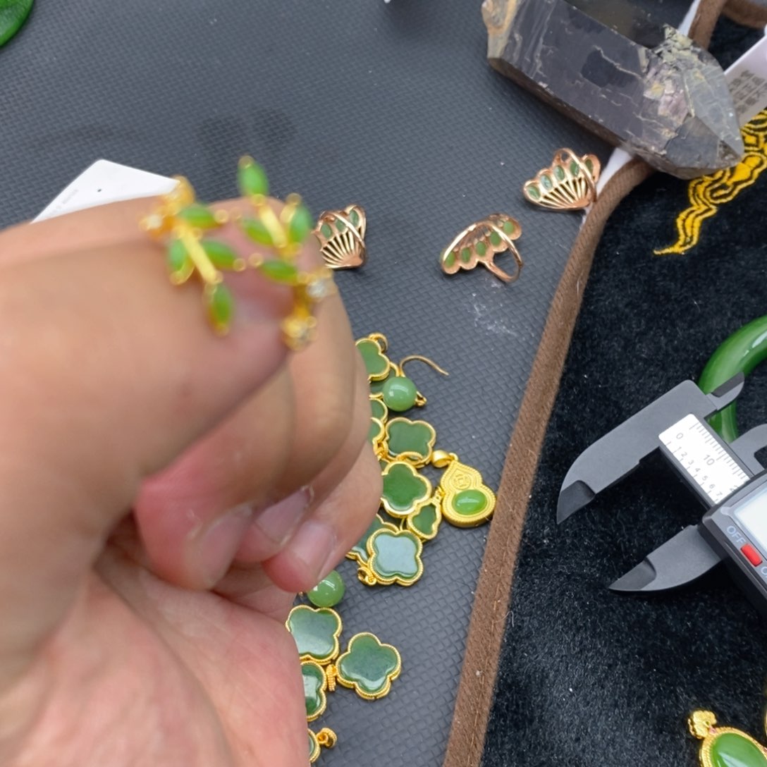 和田玉（碧玉）戒指银S925镀金镶嵌