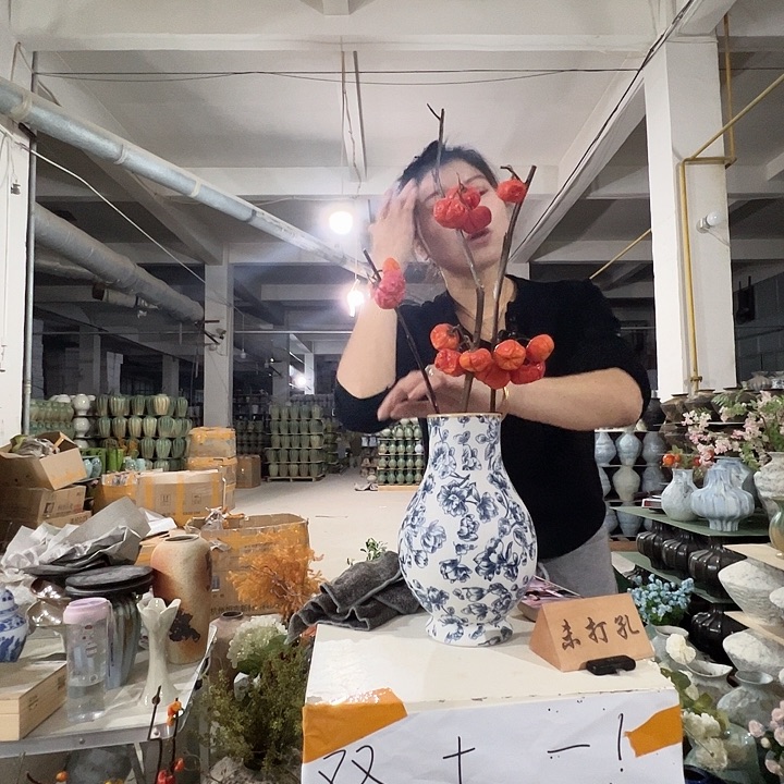 景德镇陶瓷花瓶厂家