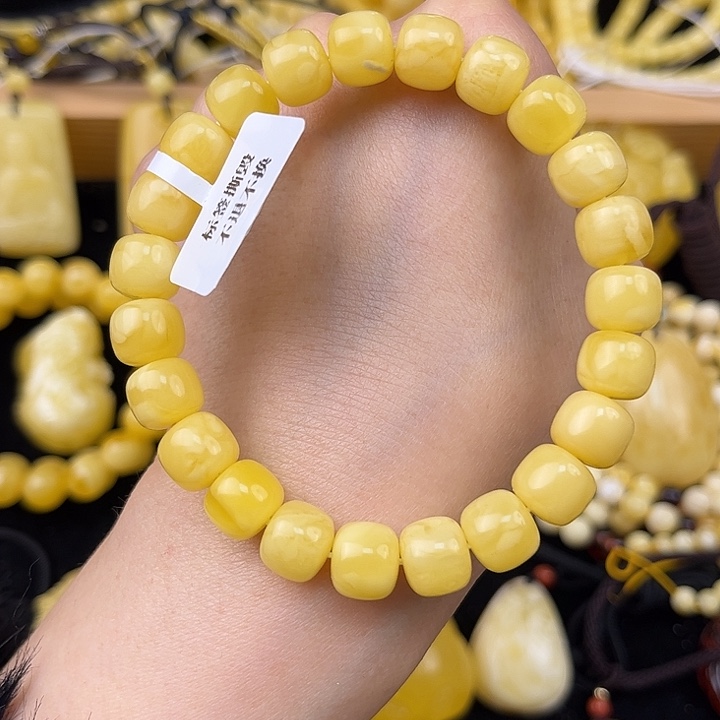 琥珀未镶嵌颈饰琥珀，