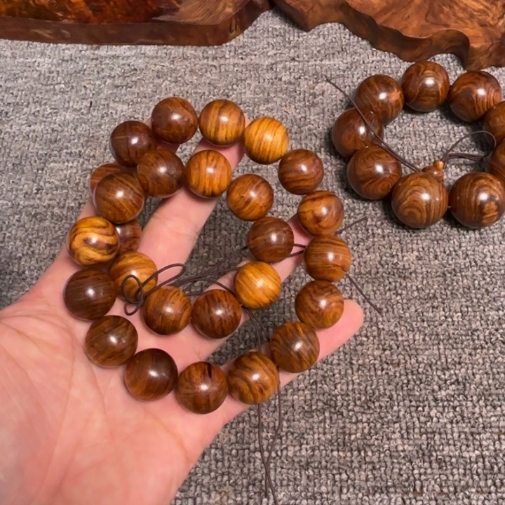 黄花梨/降香黄檀某*某天