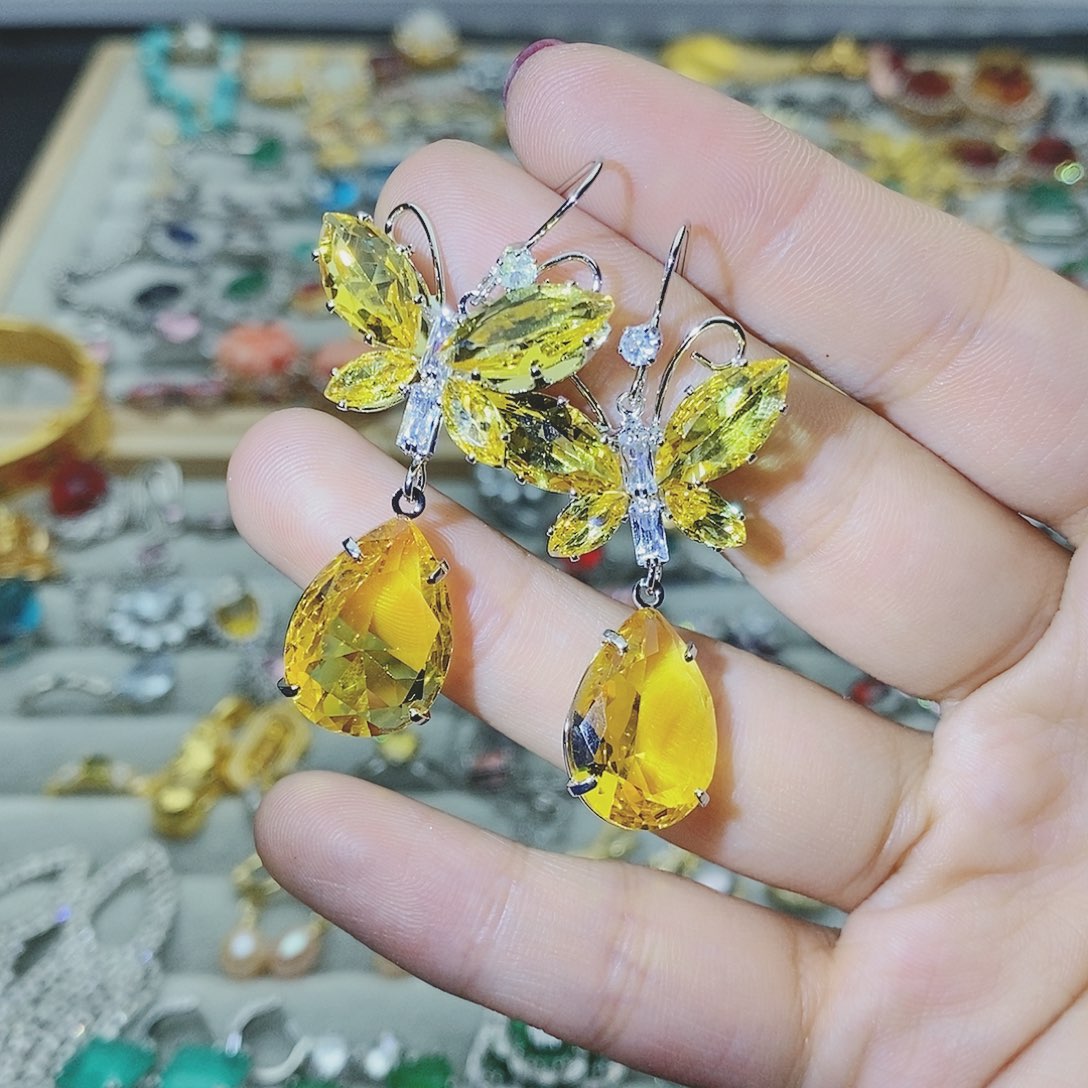 【闪购商品】托帕石耳饰银S925镶嵌