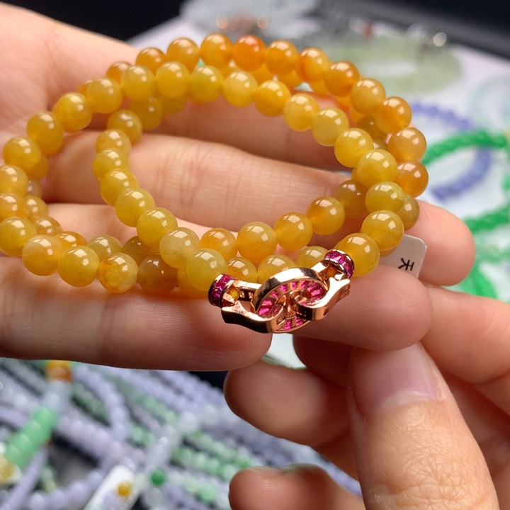 翡翠手镯未镶嵌卡