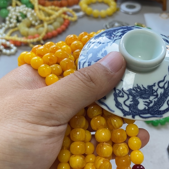 瓷片鱼*哈哈哈哈哈哈哈哈哈哈哈