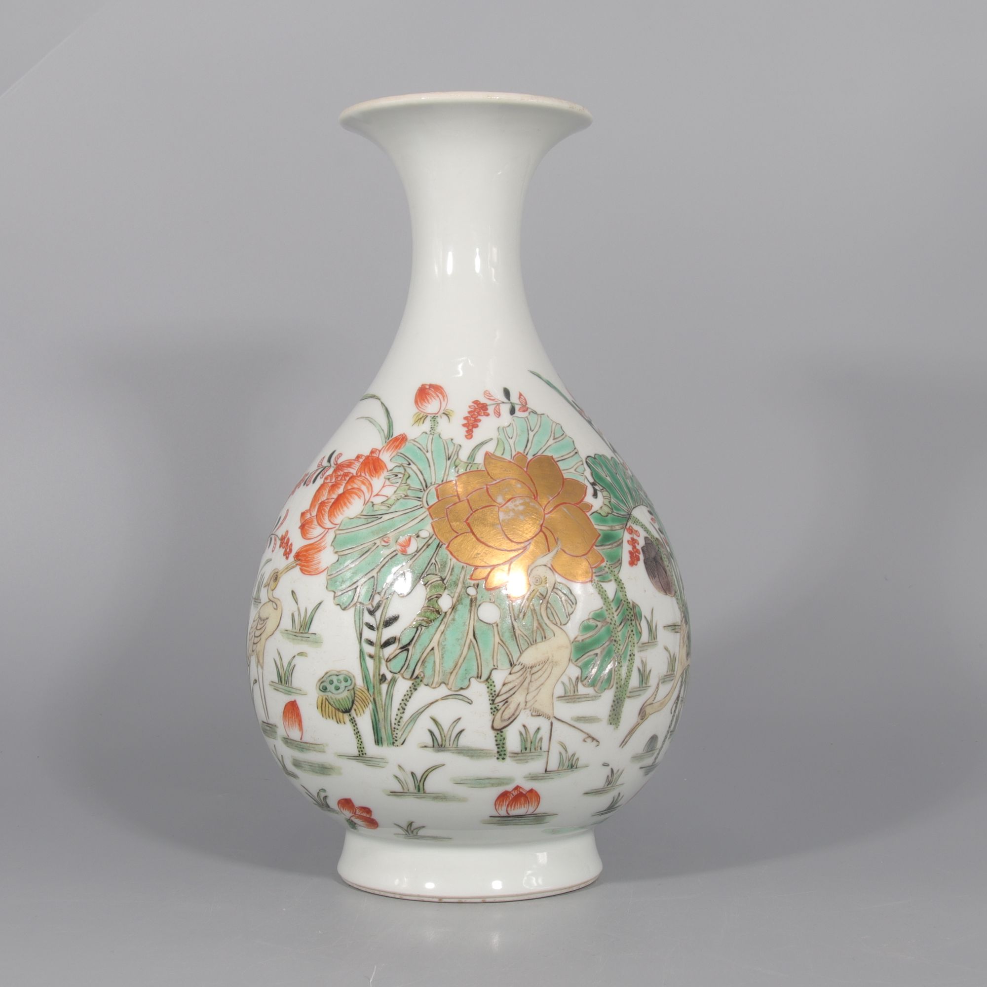 五彩一鹭莲科纹玉壶春瓶     H501-076