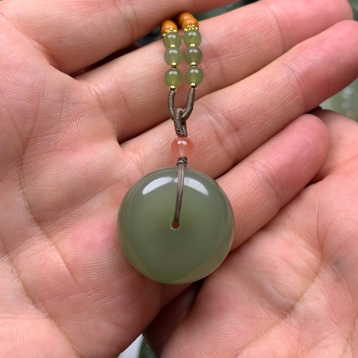 和田玉挂件未镶嵌