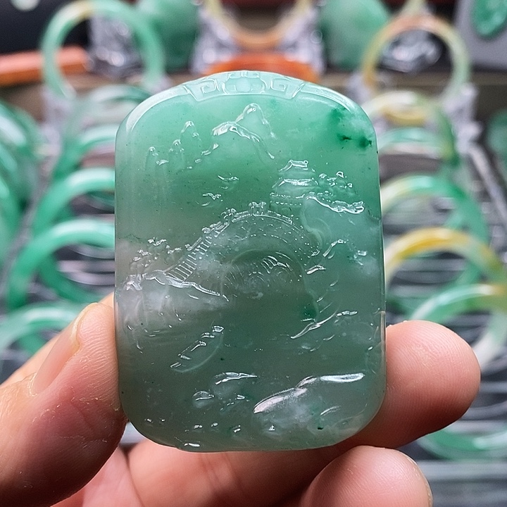 石英质玉颈饰未镶嵌