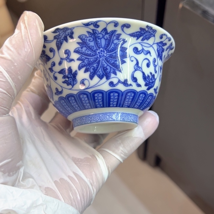 瓷片白青花缠枝莲压手杯主人杯全品