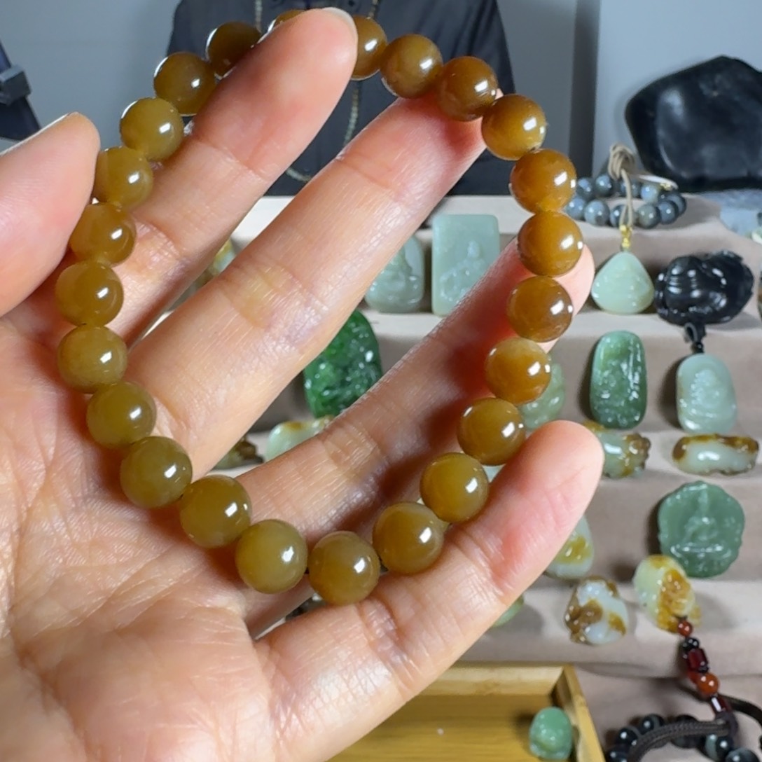 和田玉颈饰未镶嵌